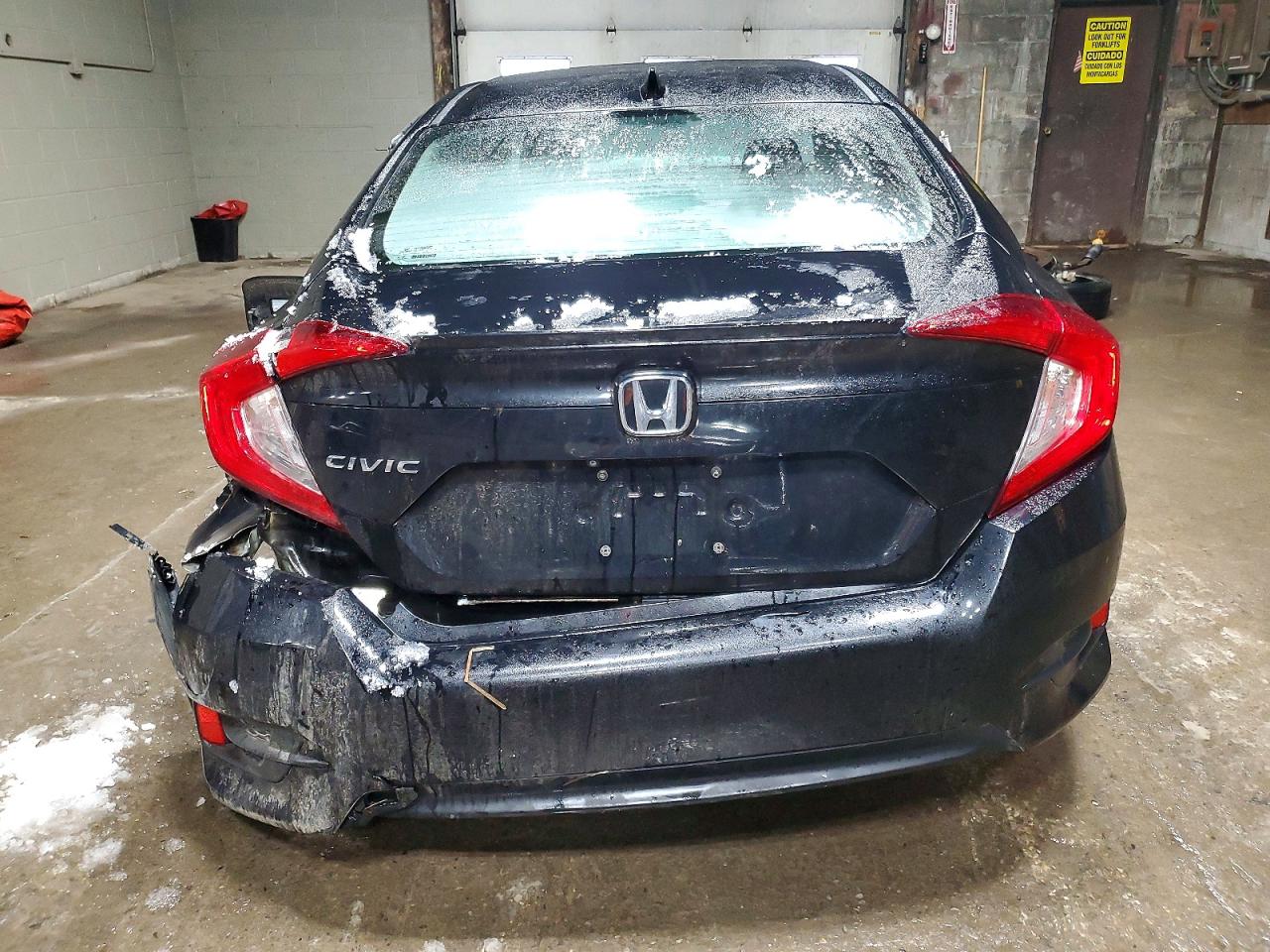 2016 HONDA CIVIC EX photo 6