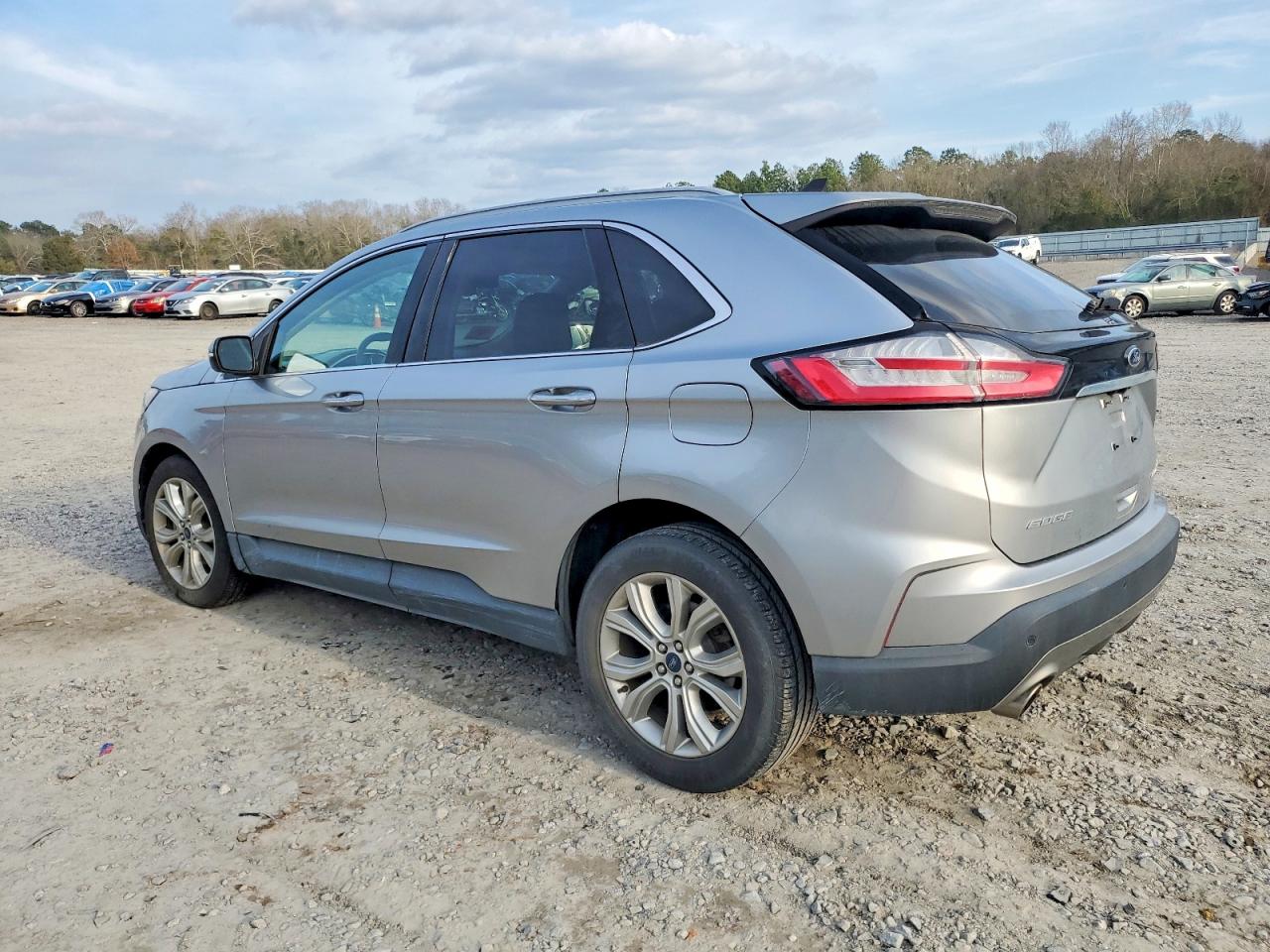 2020 FORD EDGE TITANIUM photo 2