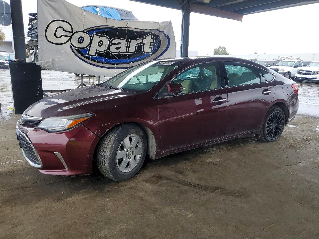 2016 TOYOTA AVALON
