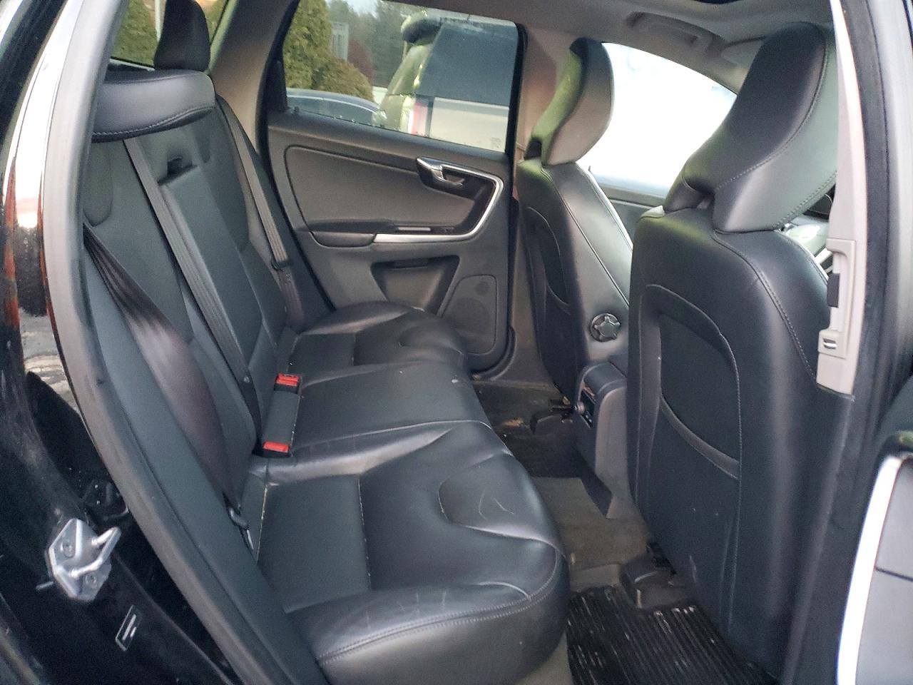 2015 VOLVO XC60 T6 PREMIER photo 11