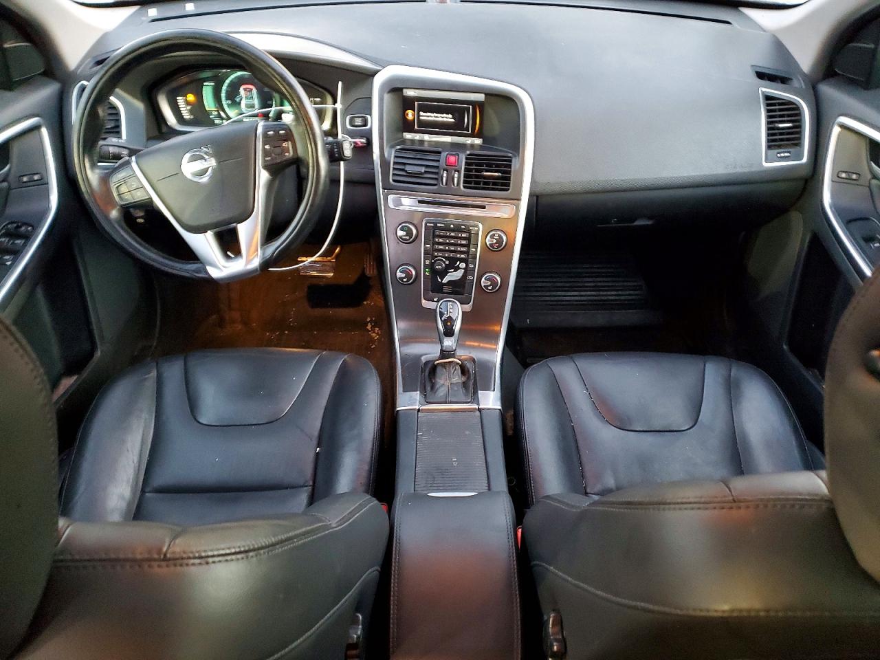 2015 VOLVO XC60 T6 PREMIER photo 8