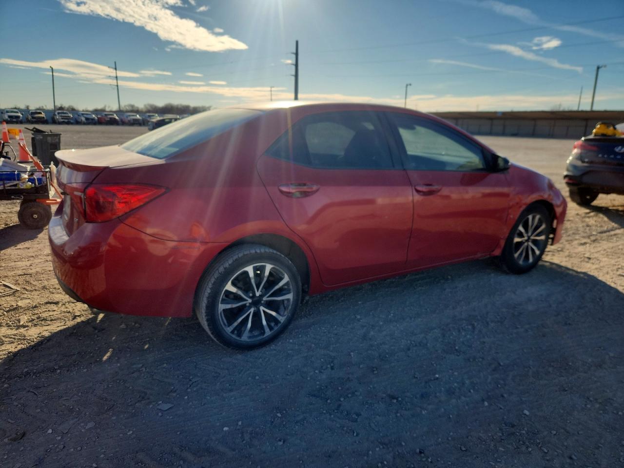 2017 TOYOTA COROLLA L photo 3