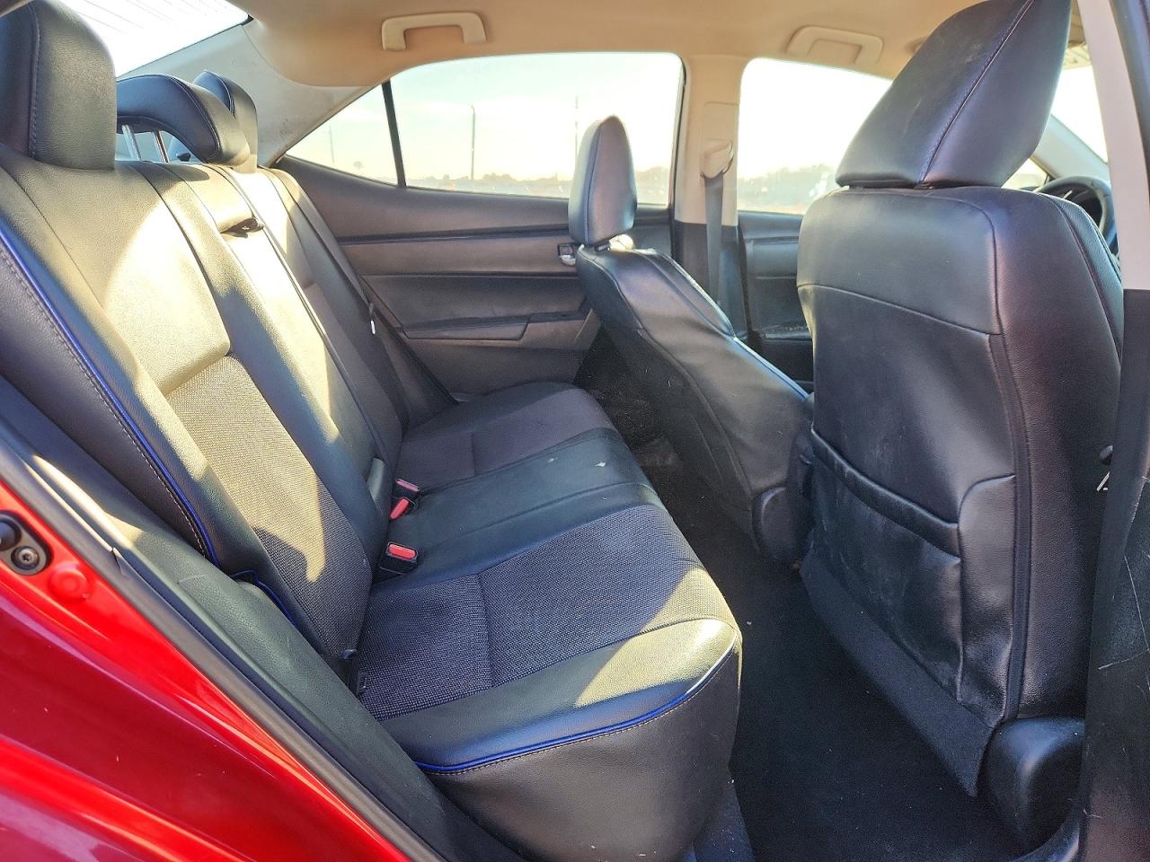2017 TOYOTA COROLLA L photo 10