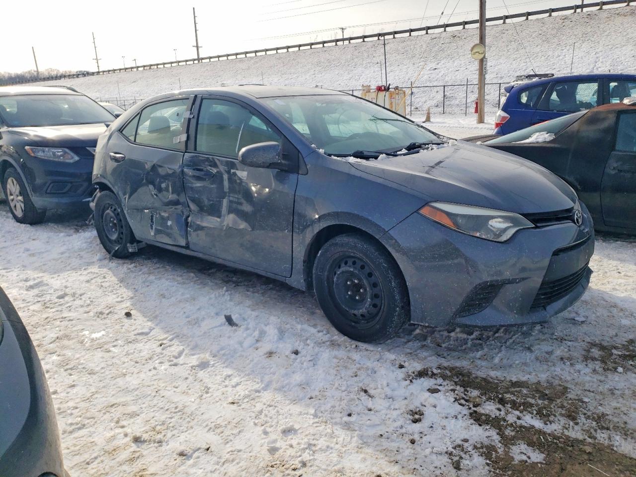 2014 TOYOTA COROLLA L photo 4