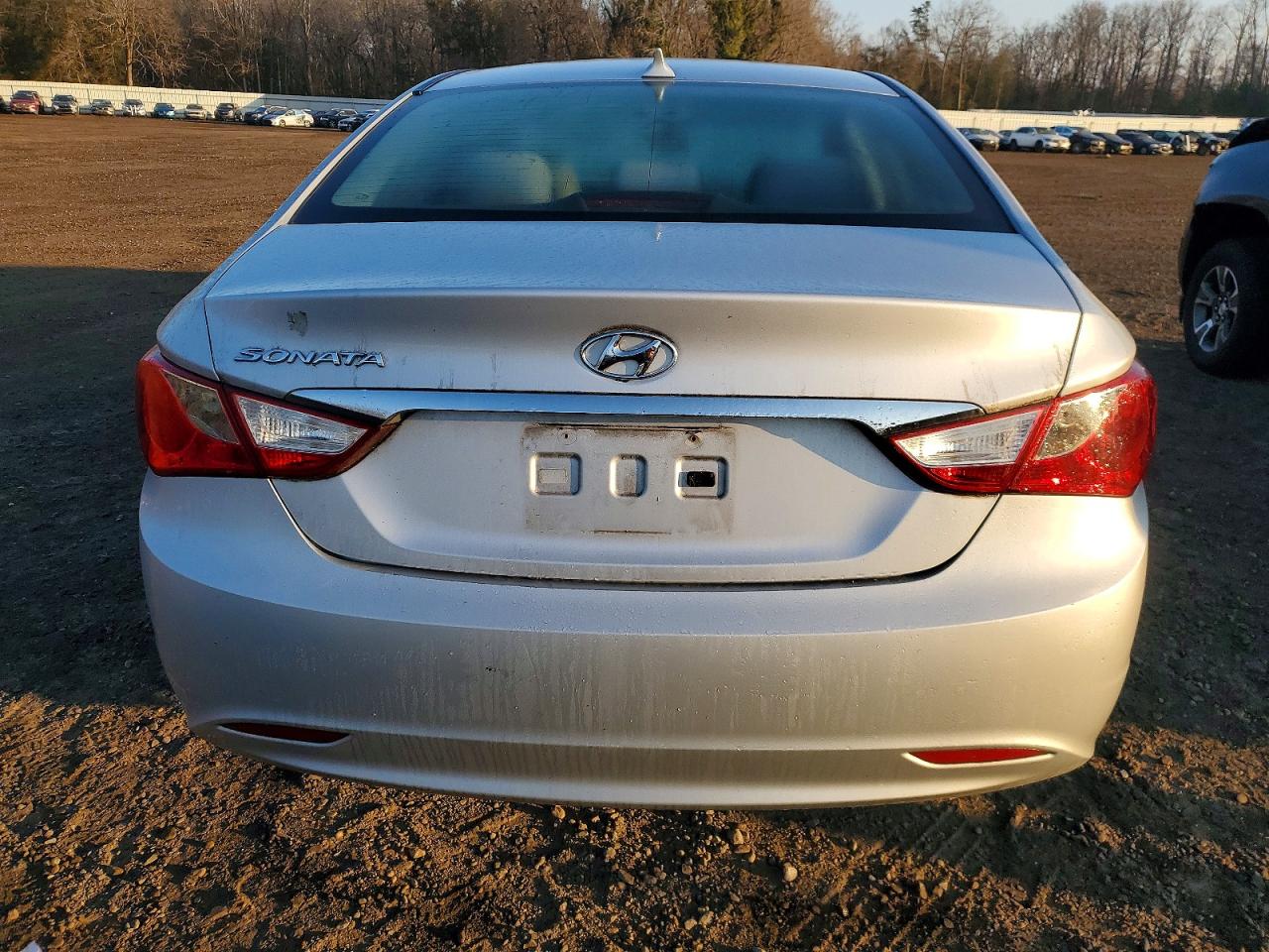 2013 HYUNDAI SONATA GLS photo 6