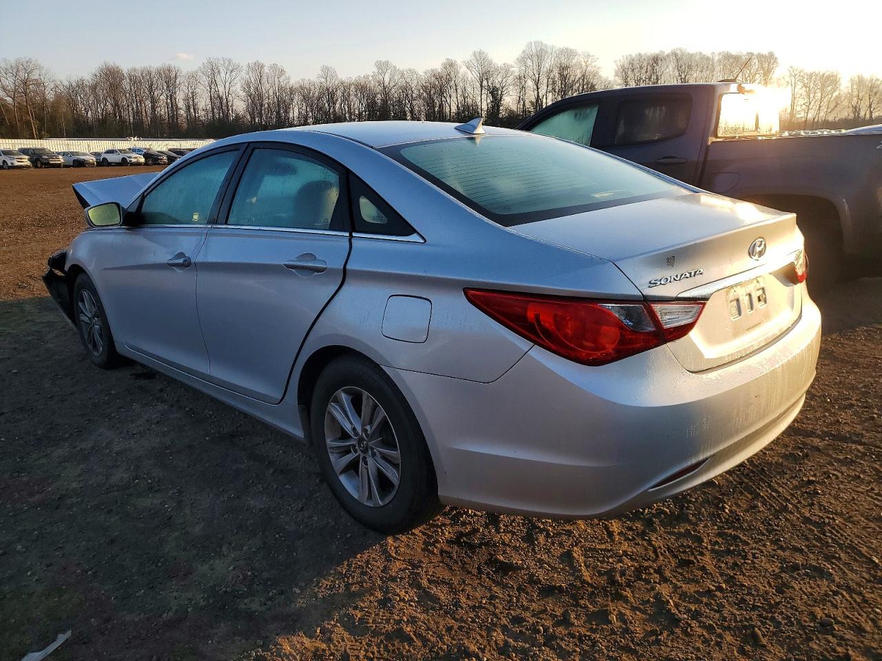 2013 HYUNDAI SONATA GLS photo 2