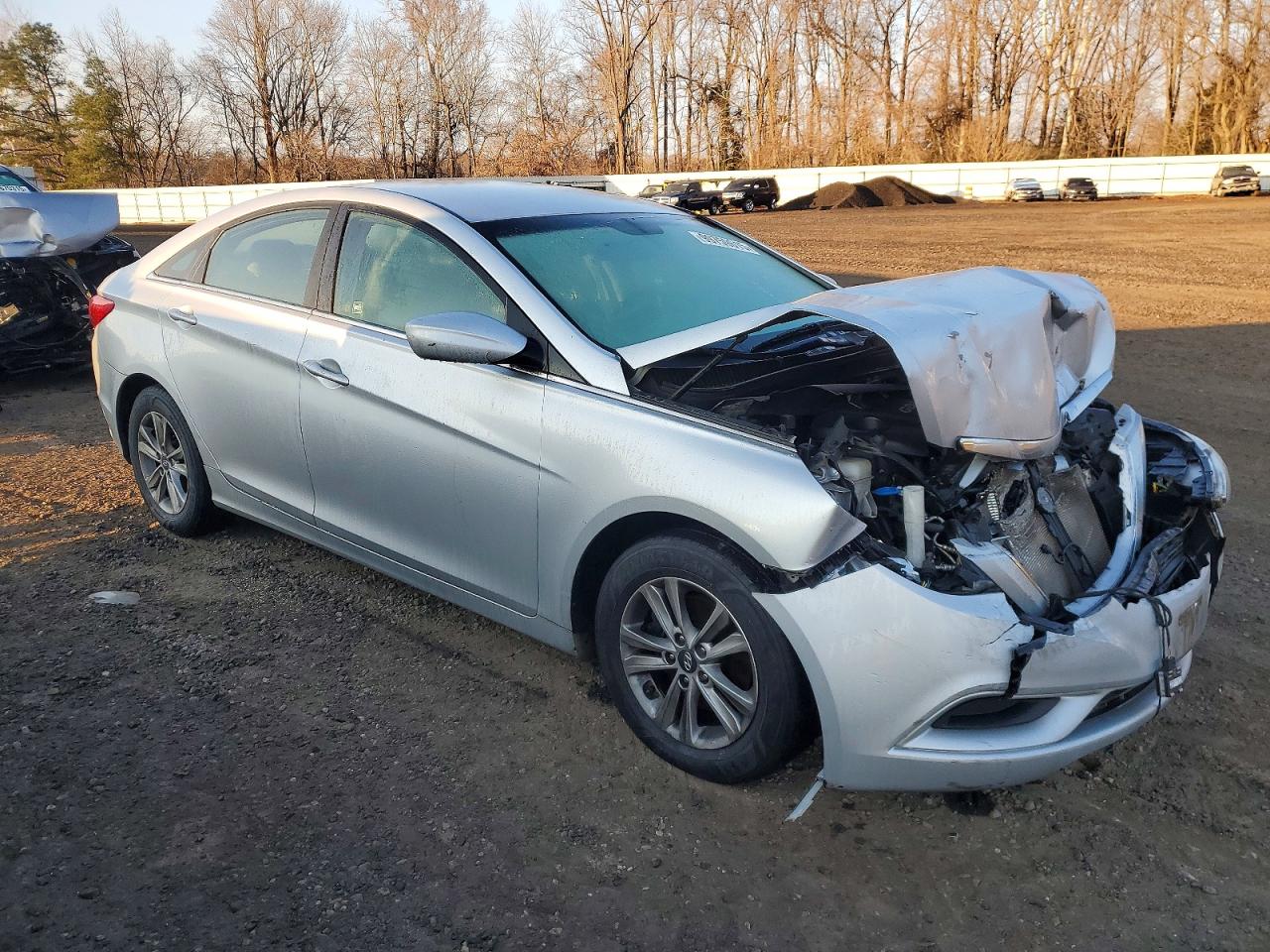 2013 HYUNDAI SONATA GLS photo 4