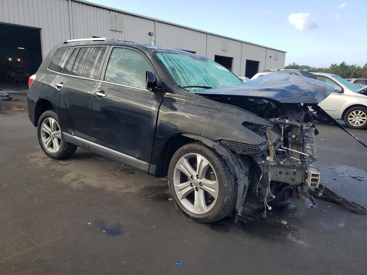2013 TOYOTA HIGHLANDER LIMITED photo 4