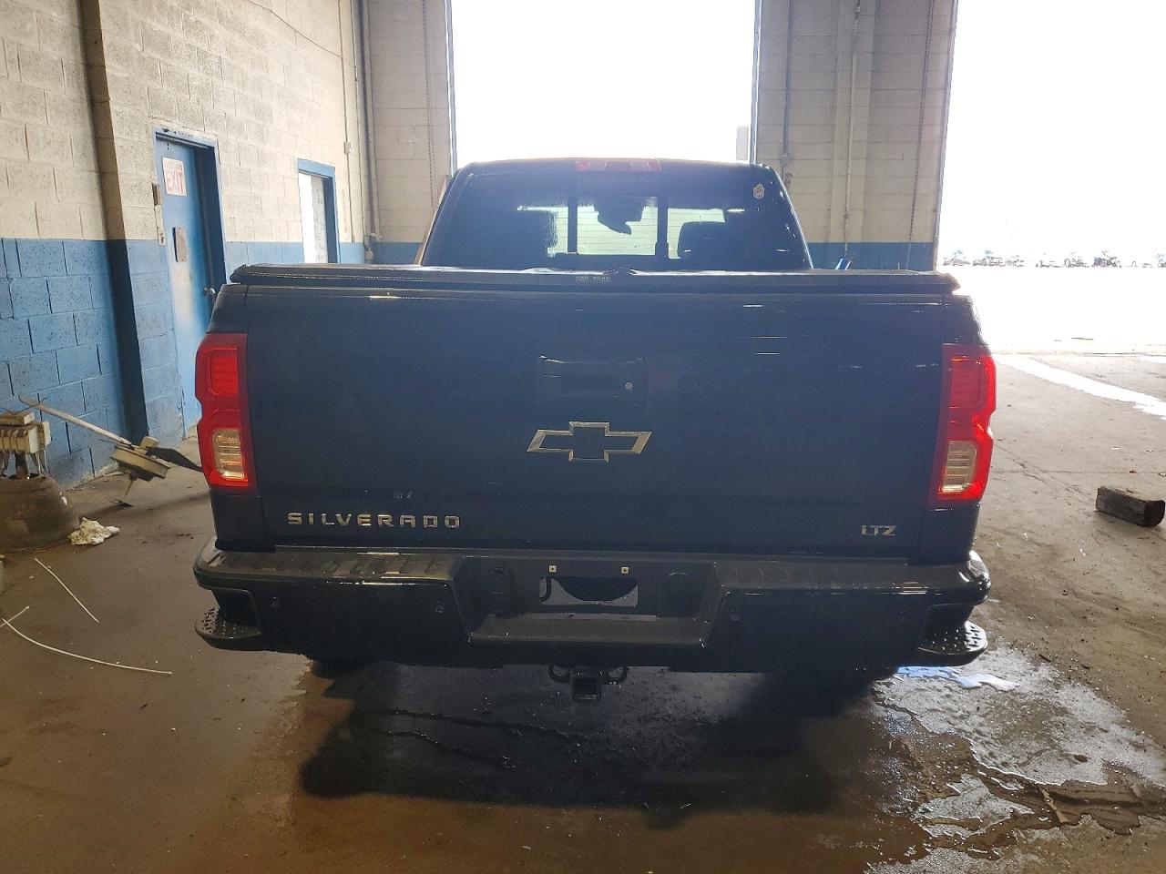 2018 CHEVROLET SILVERADO K1500 LTZ photo 6