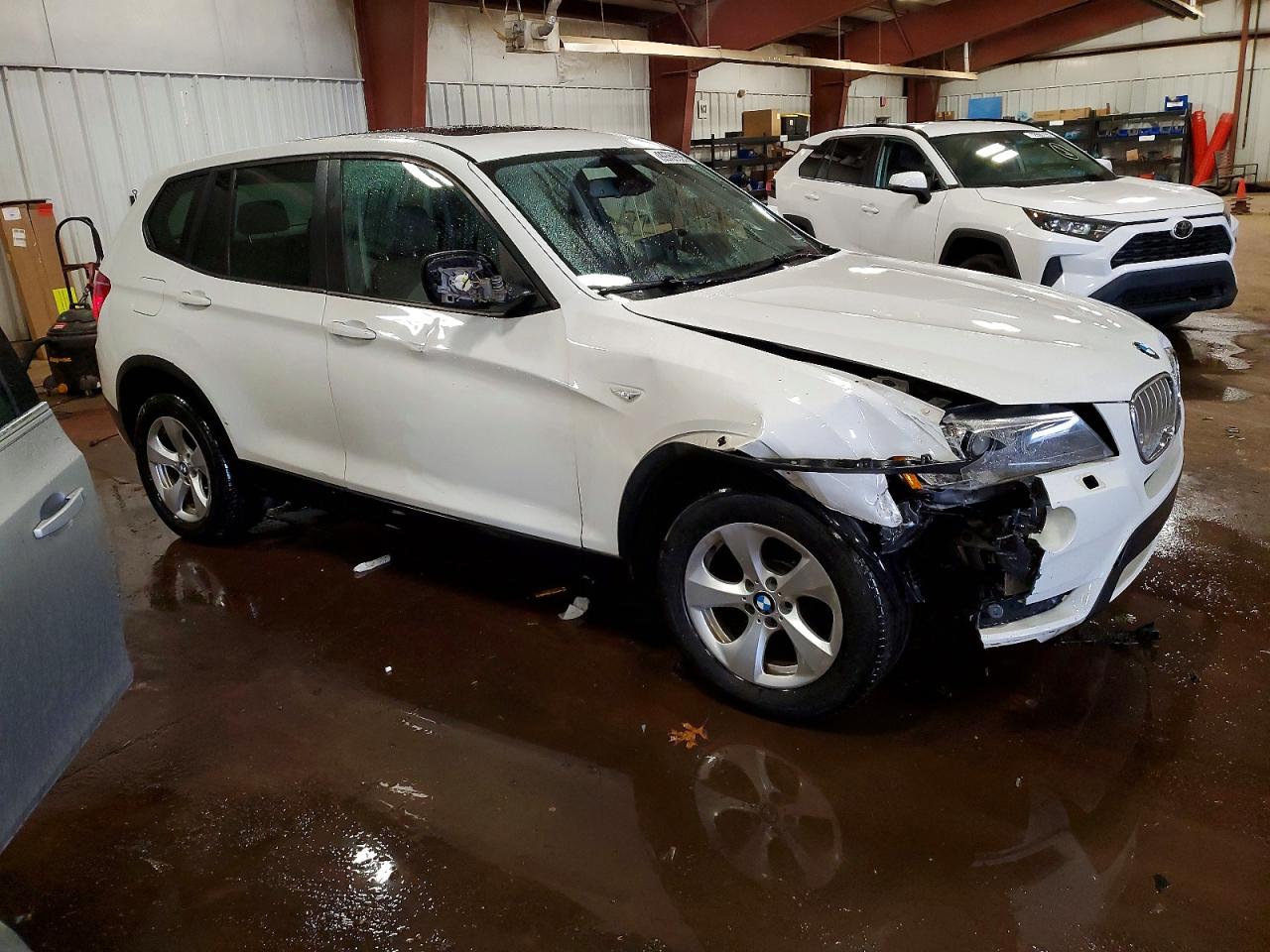 2011 BMW X3 XDRIVE28I photo 4
