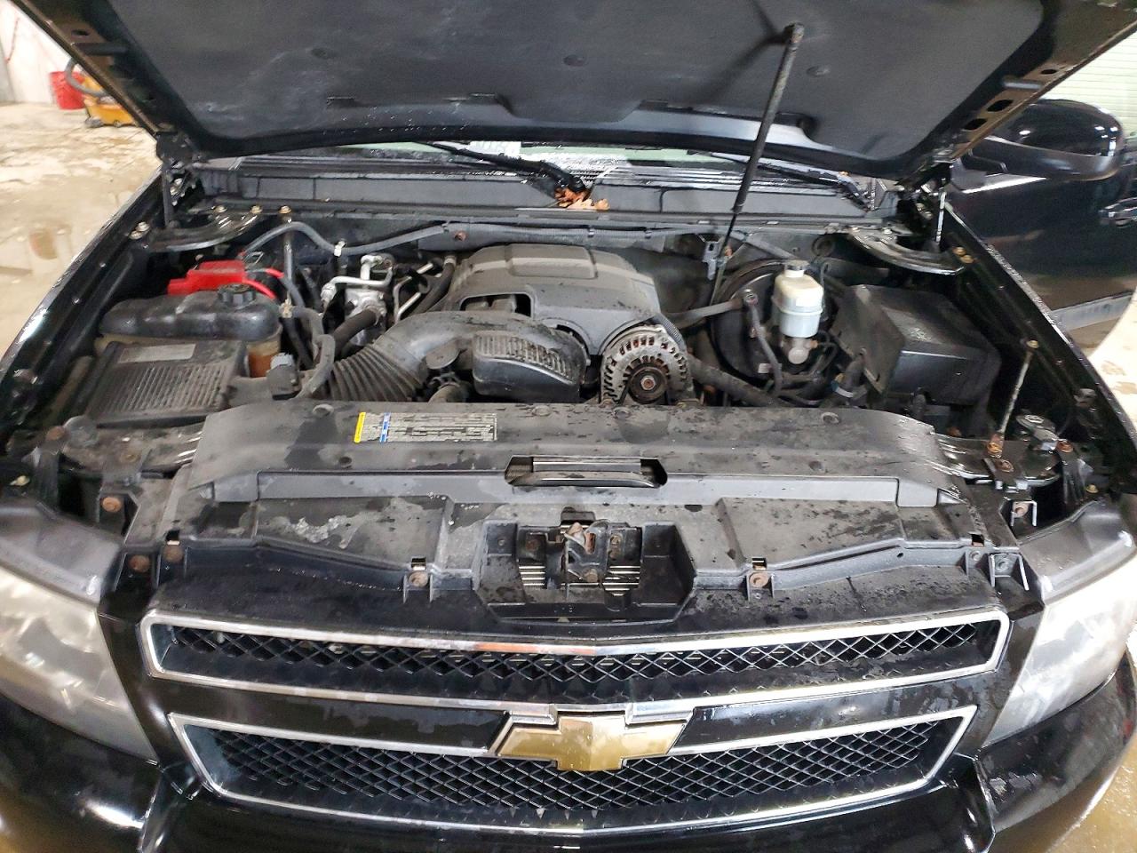 2010 CHEVROLET SUBURBAN K1500 LT photo 23