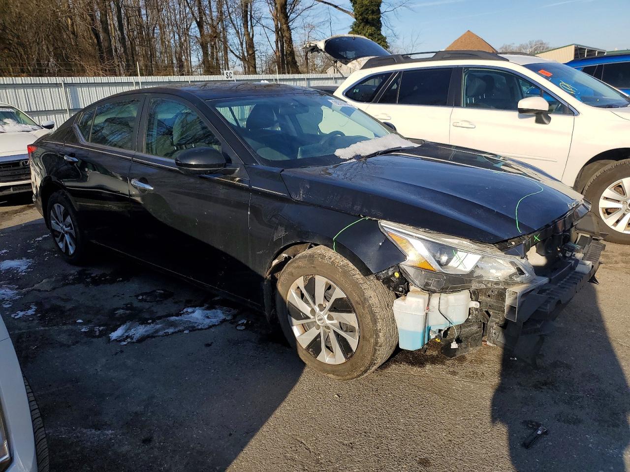 2019 NISSAN ALTIMA S photo 4