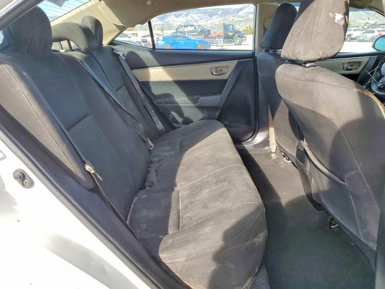 2014 TOYOTA COROLLA photo 19