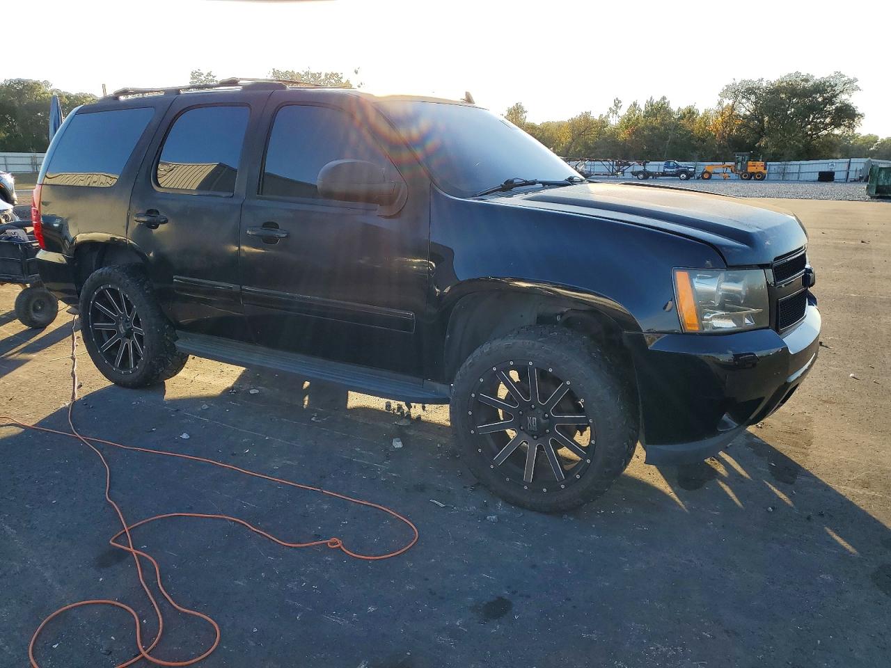 2011 CHEVROLET TAHOE C1500 LTZ photo 4