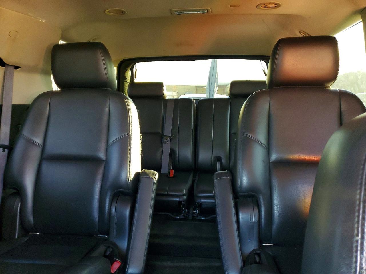2011 CHEVROLET TAHOE C1500 LTZ photo 10