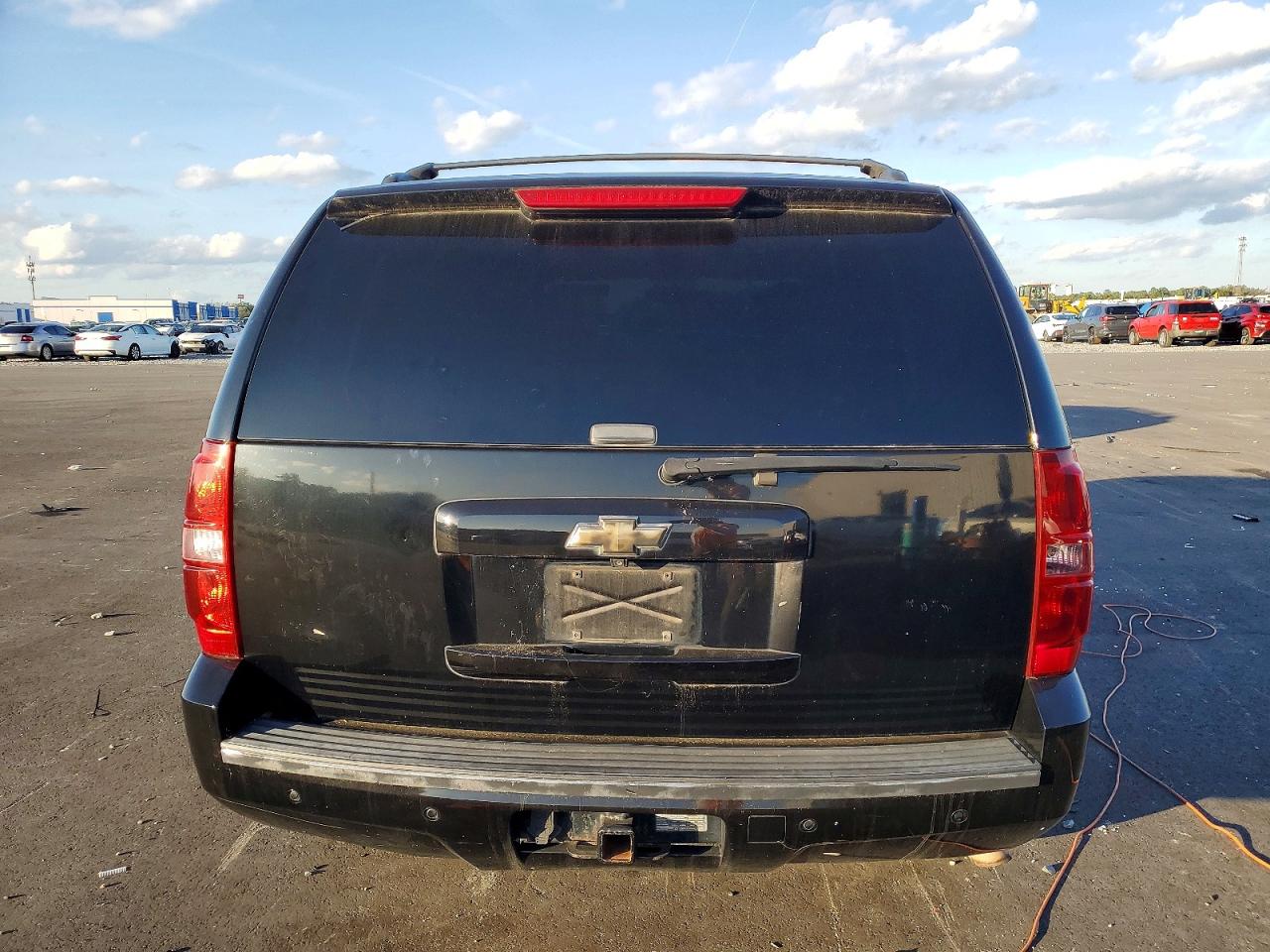 2011 CHEVROLET TAHOE C1500 LTZ photo 6