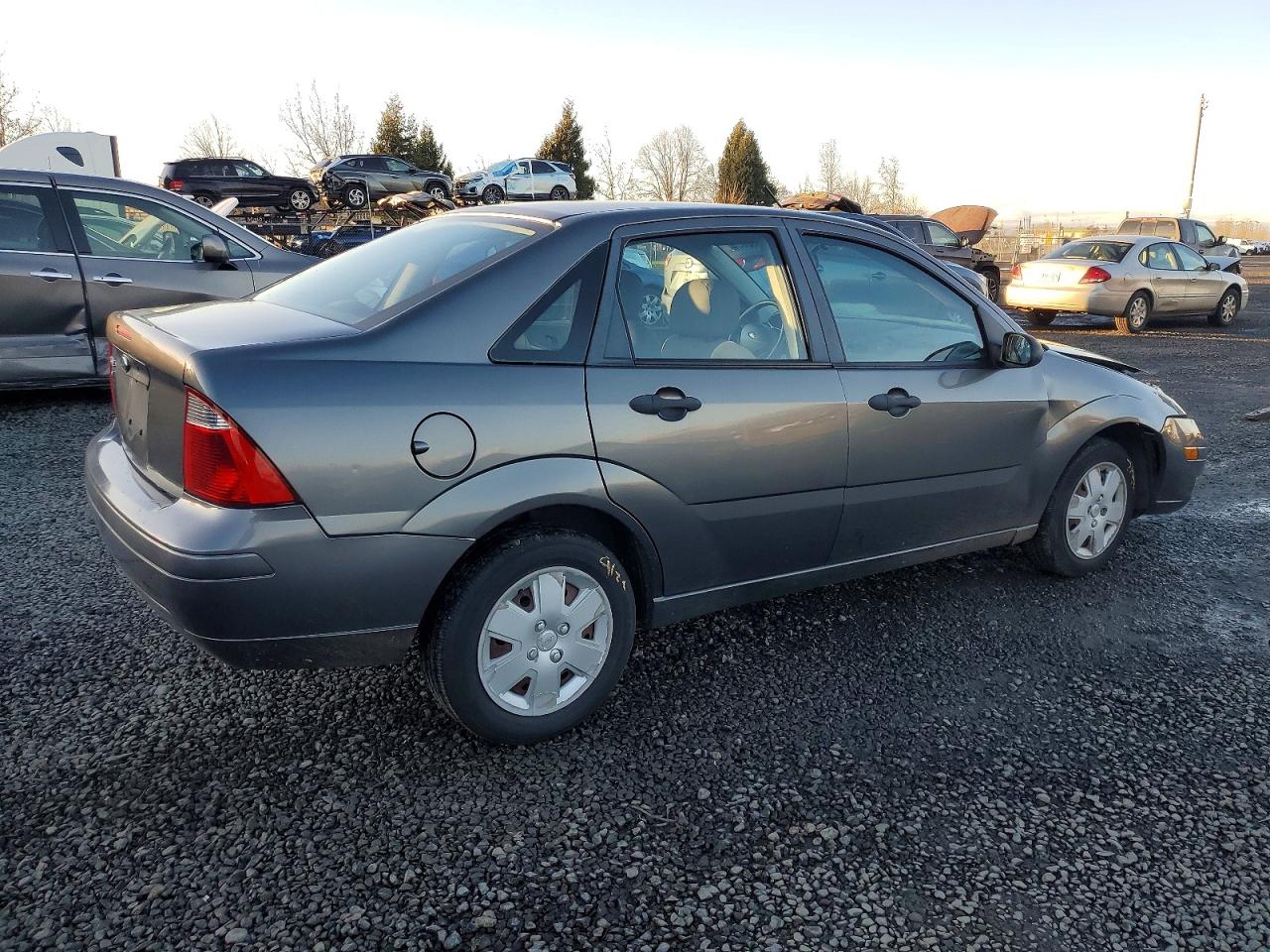 2007 FORD FOCUS ZX4 photo 3