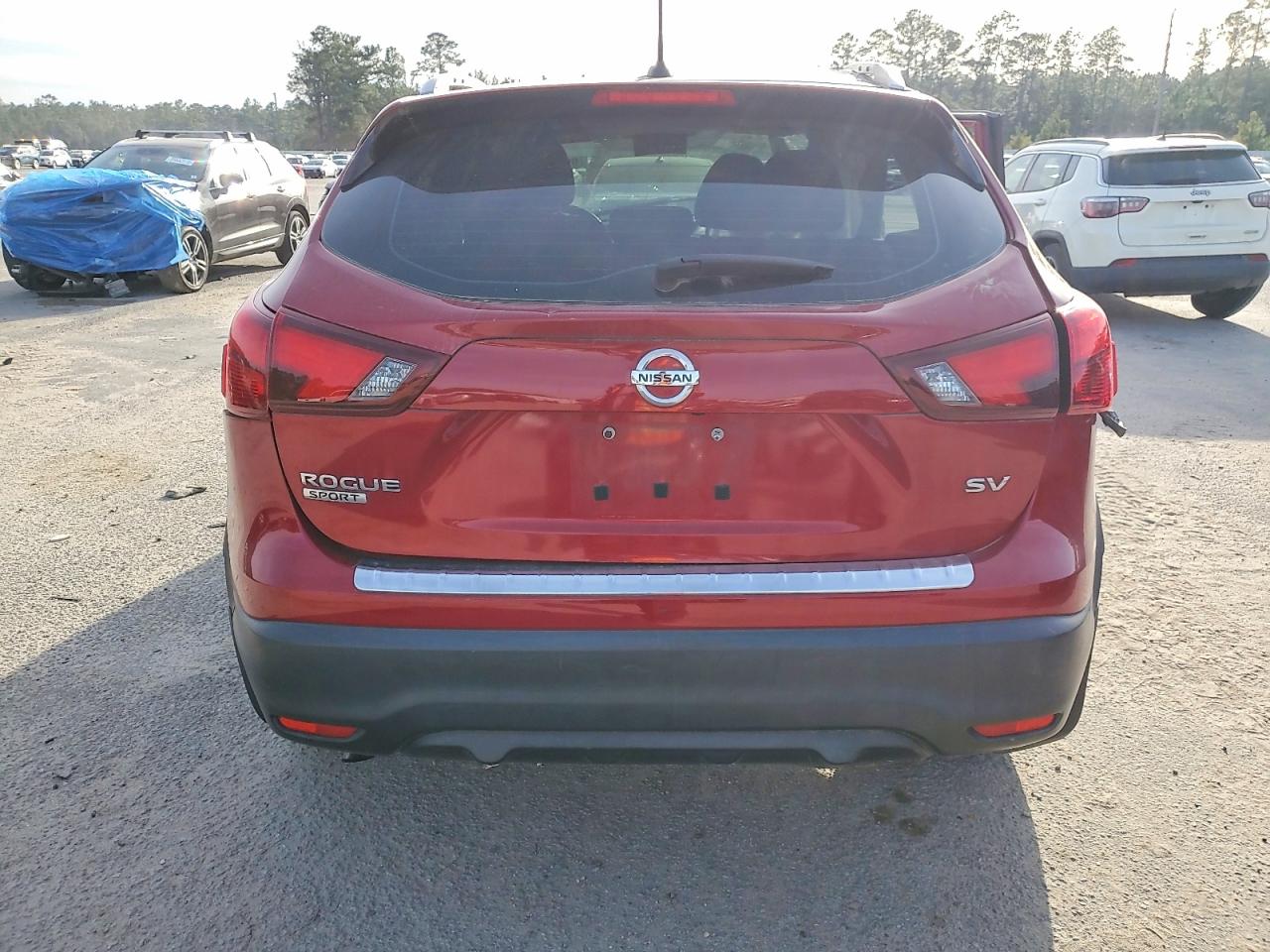 2018 NISSAN ROGUE SPORT S photo 6