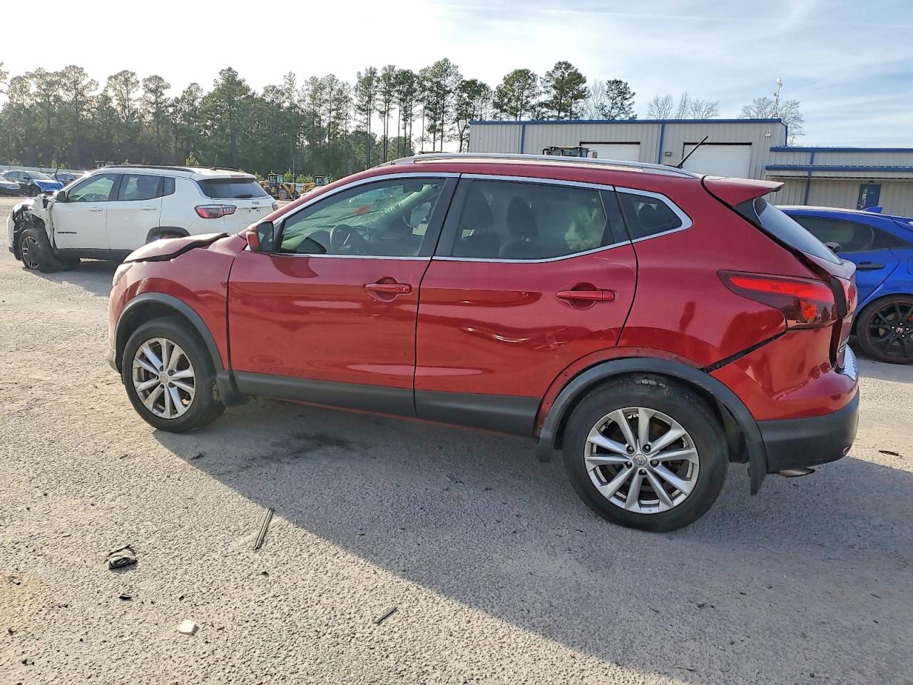 2018 NISSAN ROGUE SPORT S photo 2