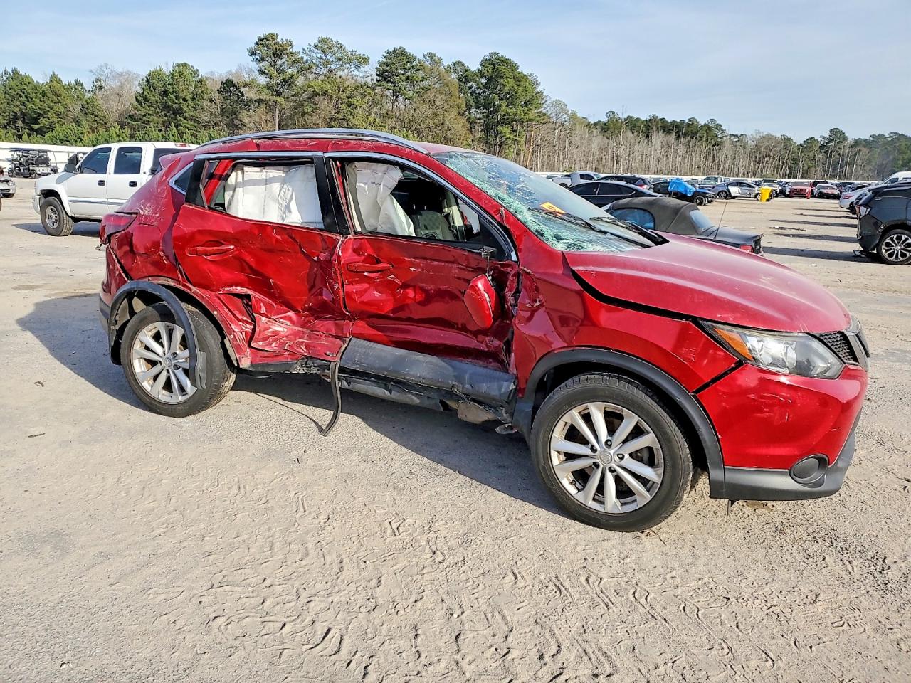 2018 NISSAN ROGUE SPORT S photo 4
