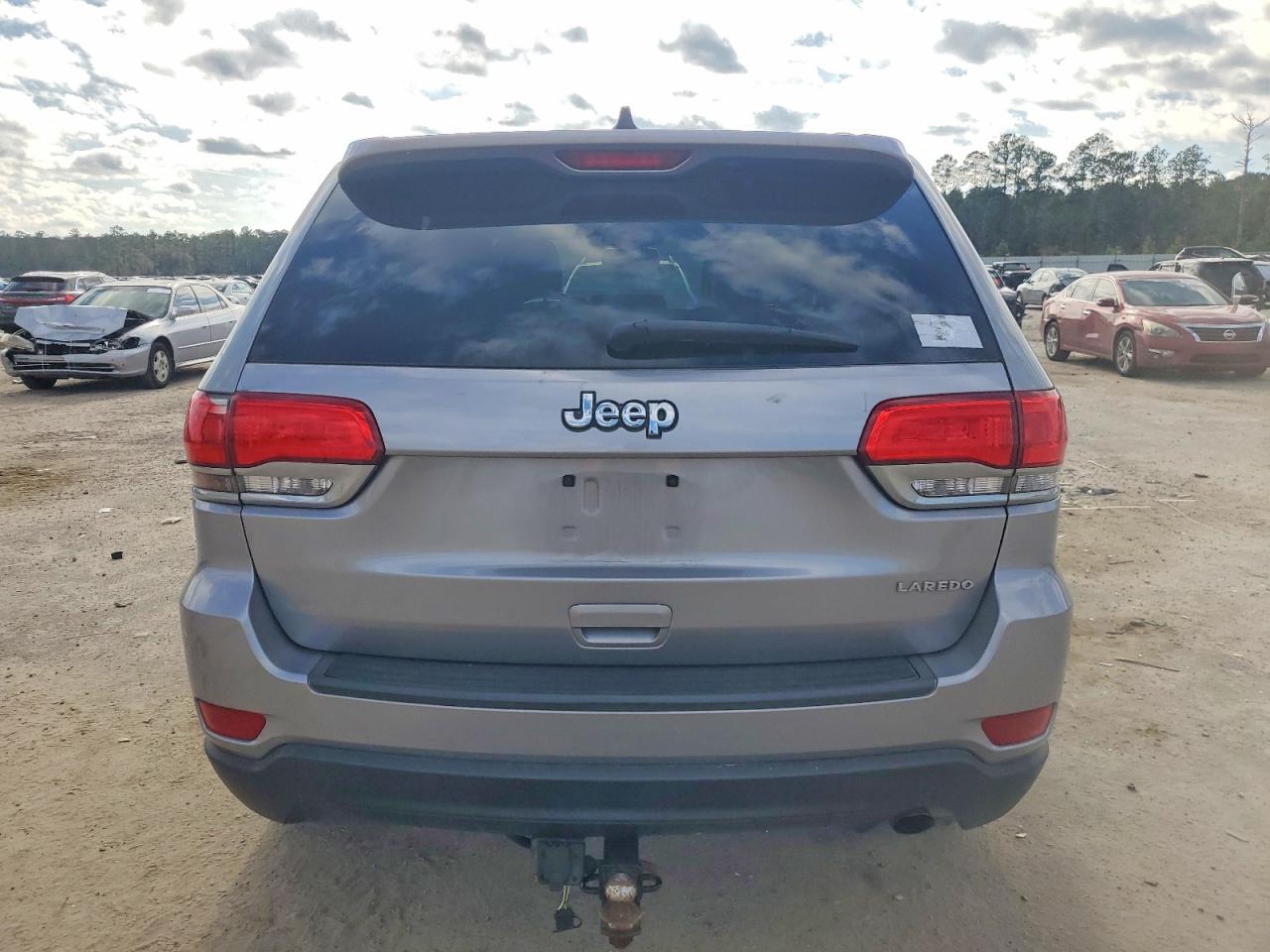 2015 JEEP GRAND CHEROKEE LAREDO photo 6