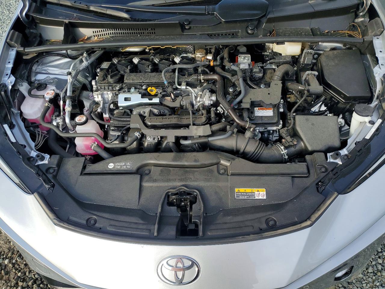2025 TOYOTA PRIUS LE photo 11