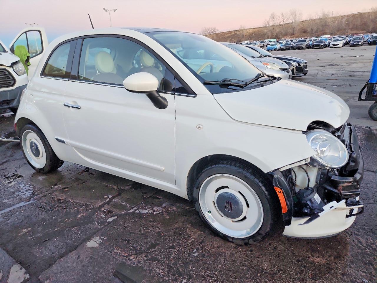 2015 FIAT 500 LOUNGE photo 7