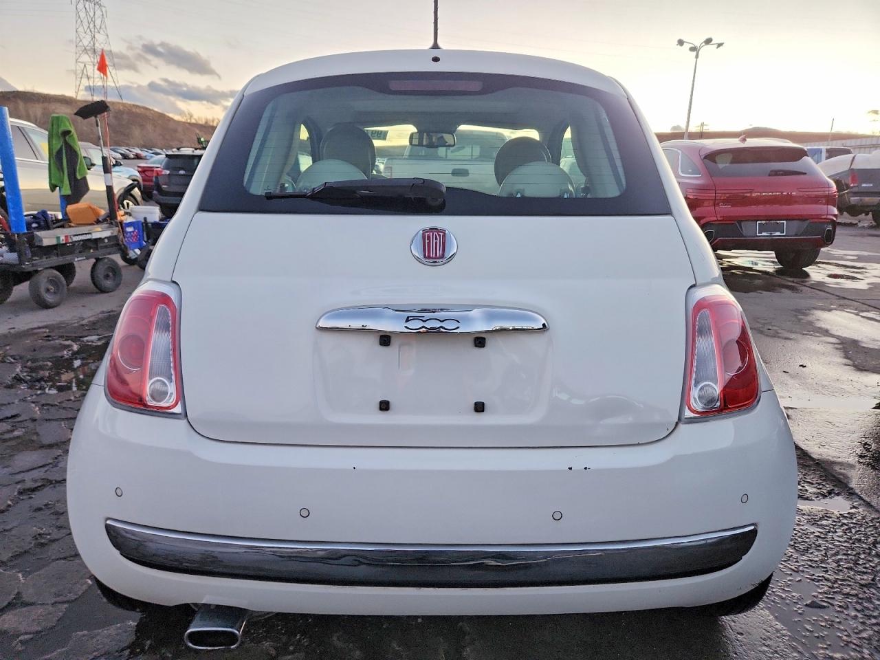 2015 FIAT 500 LOUNGE photo 11