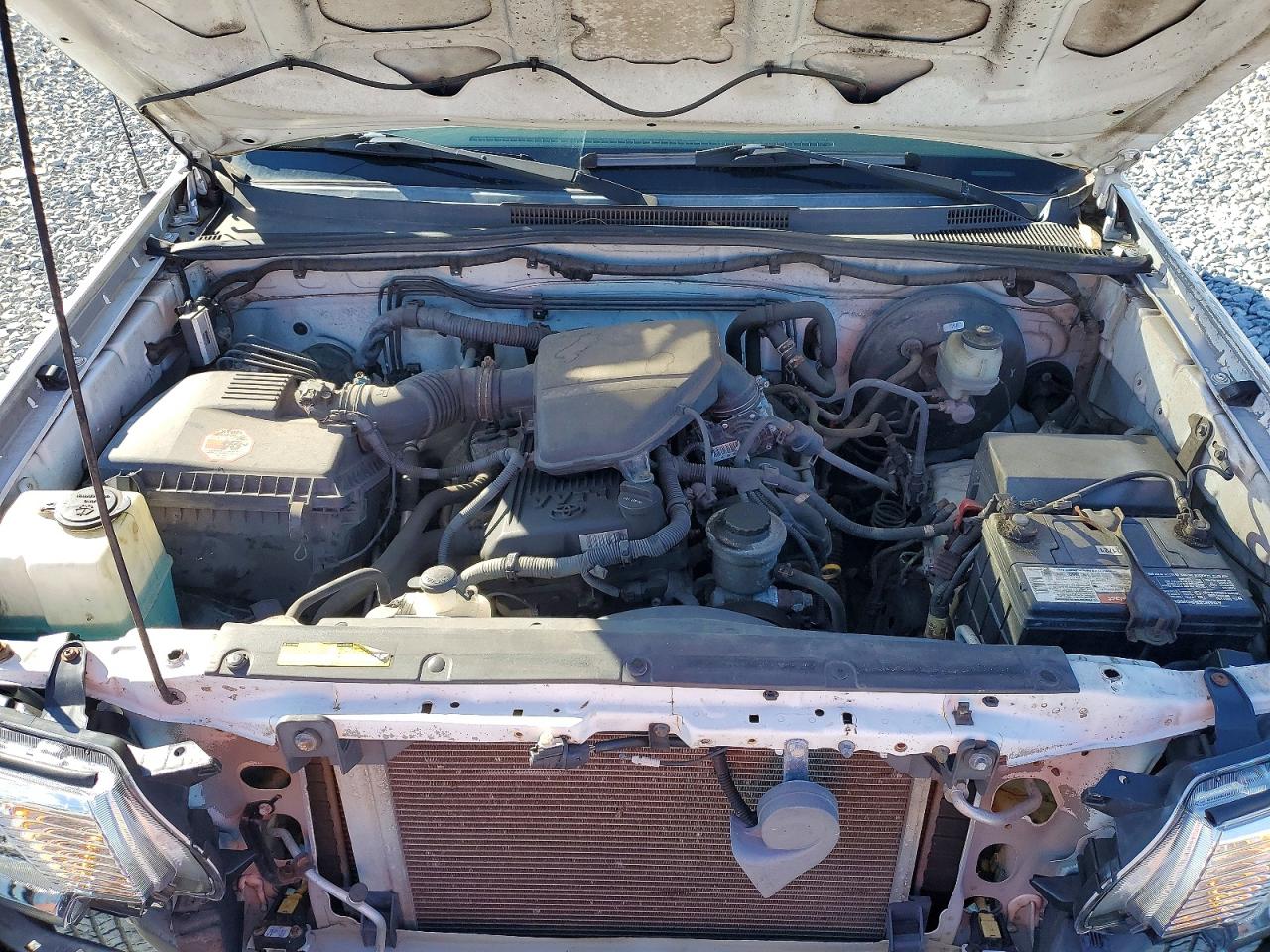 2012 TOYOTA TACOMA photo 11