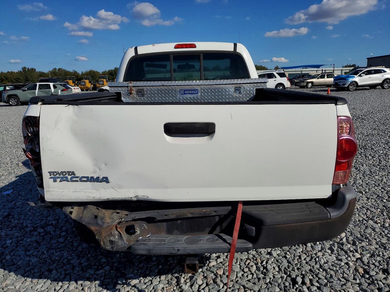 2012 TOYOTA TACOMA photo 10