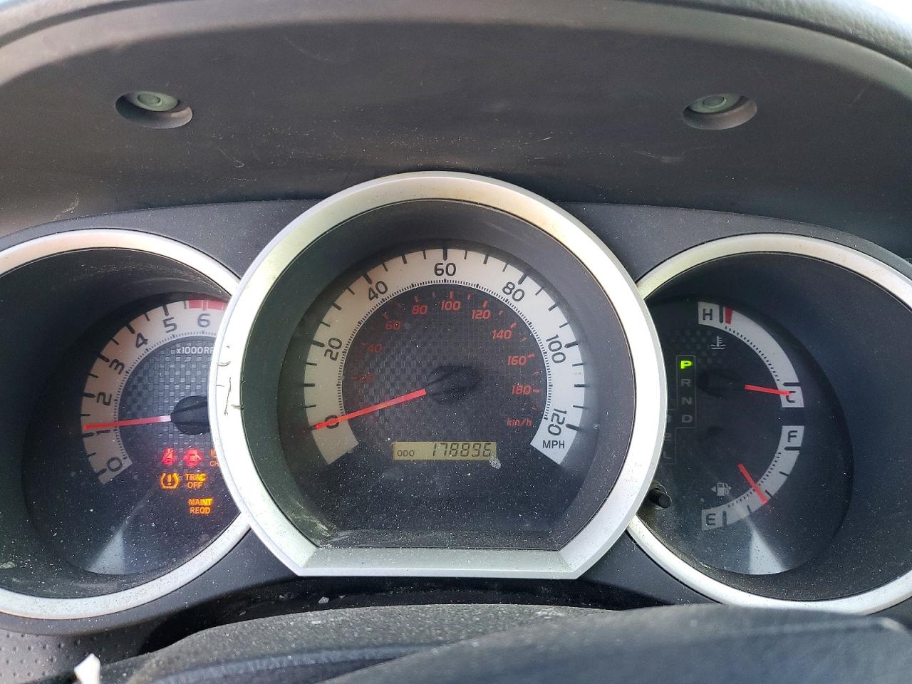 2012 TOYOTA TACOMA photo 9