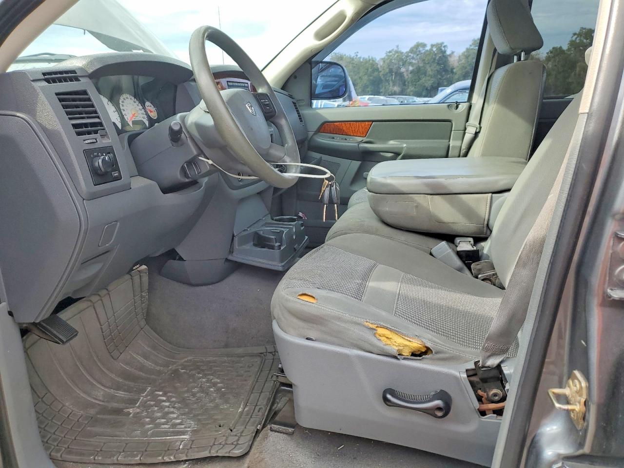 2006 DODGE RAM 1500 ST photo 7