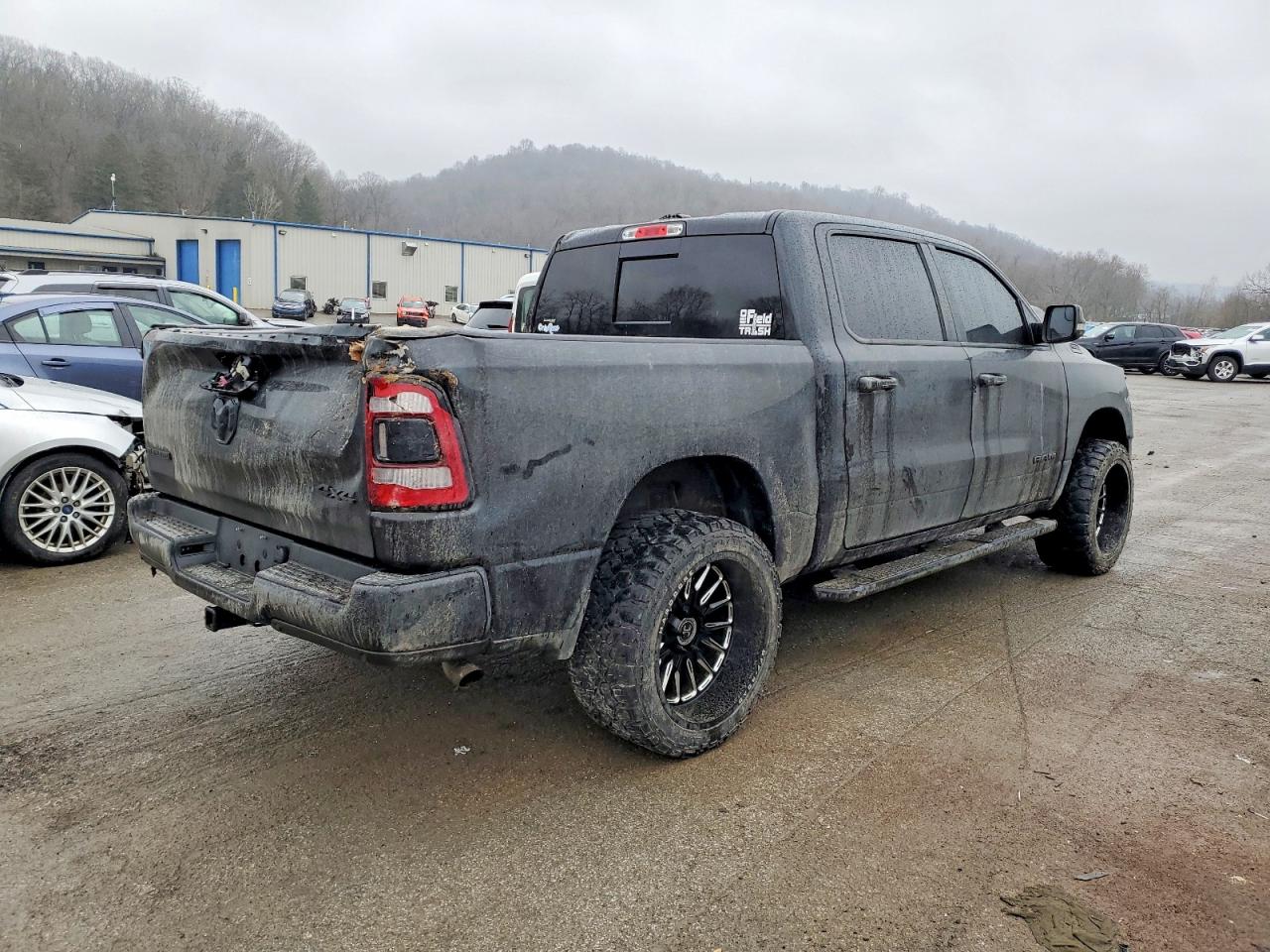 2019 RAM 1500 BIG HORN photo 3