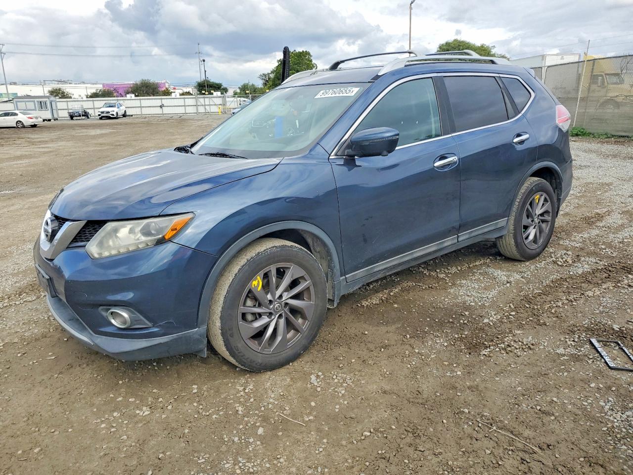 2016 NISSAN ROGUE
