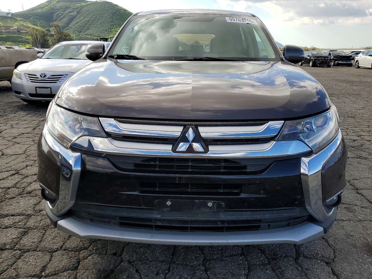 2016 MITSUBISHI OUTLANDER SE photo 5
