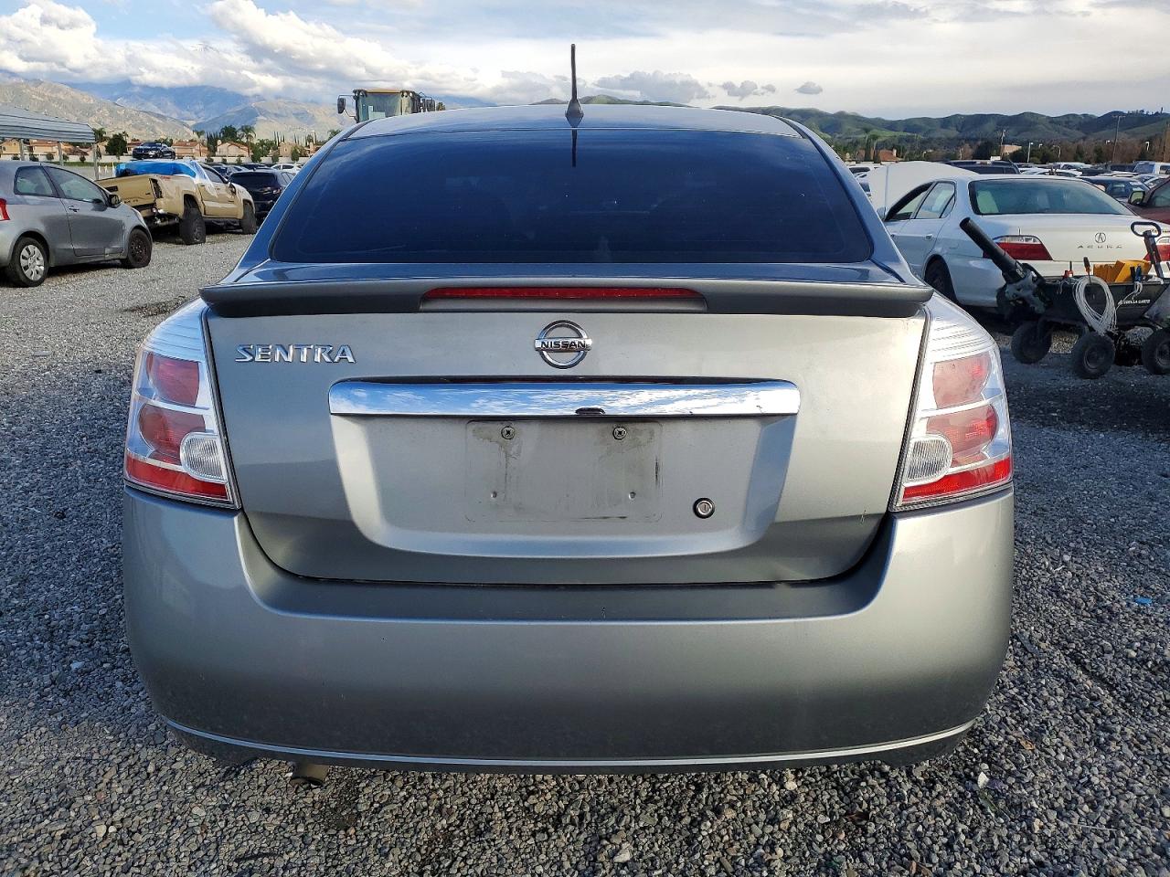 2012 NISSAN SENTRA 2.0 photo 6