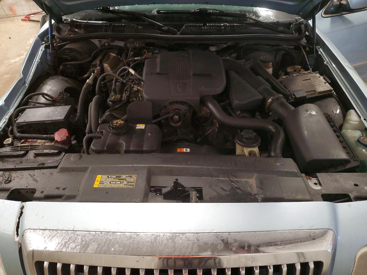 2010 MERCURY GRAND MARQUIS LS photo 21
