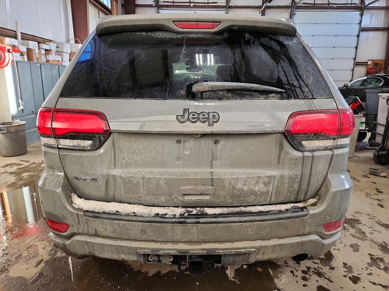 2019 JEEP GRAND CHEROKEE LAREDO photo 6