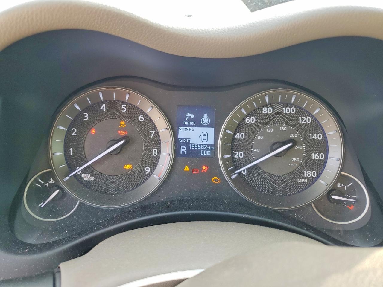 2015 INFINITI Q70L 3.7 photo 9