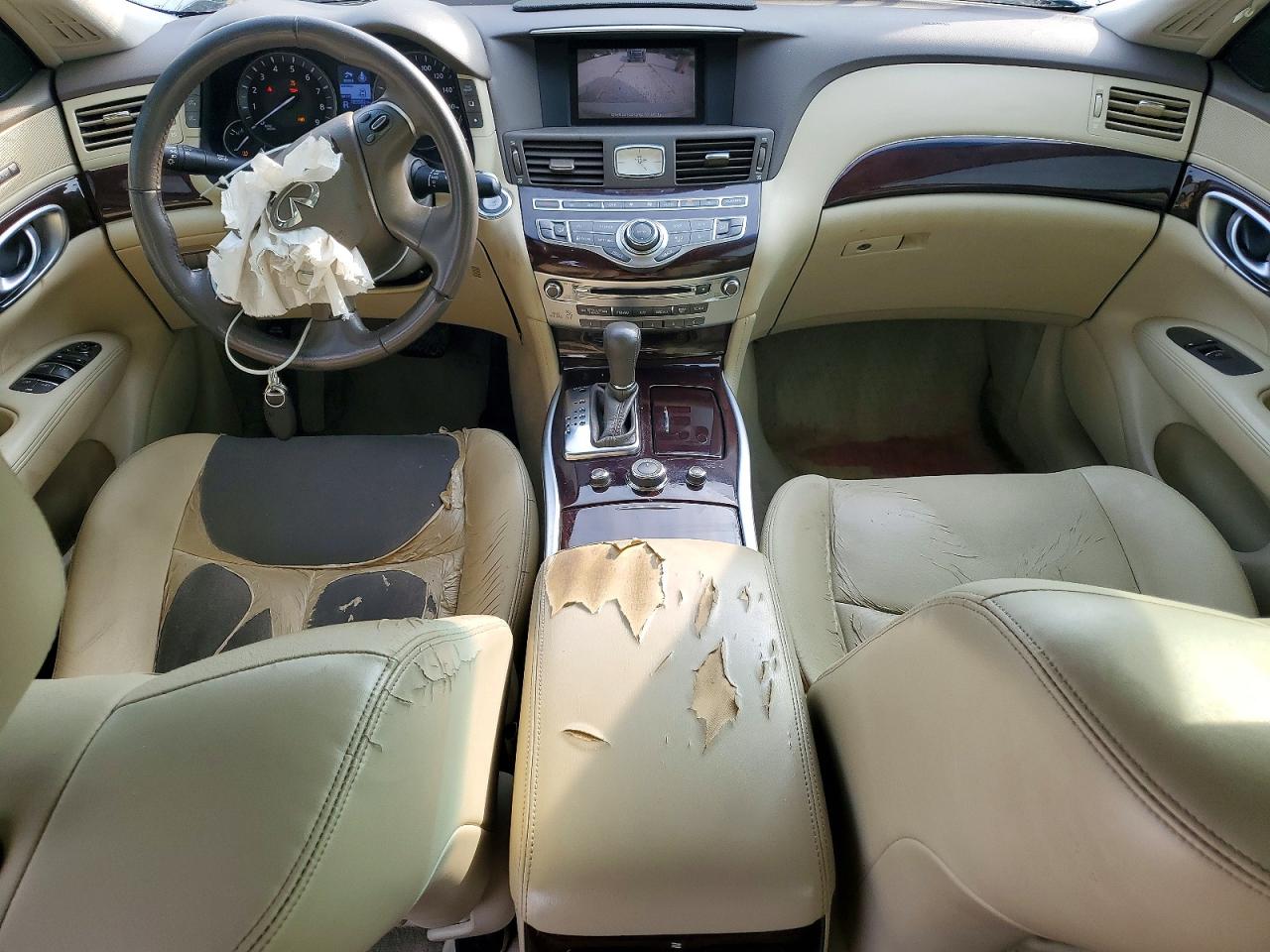 2015 INFINITI Q70L 3.7 photo 8
