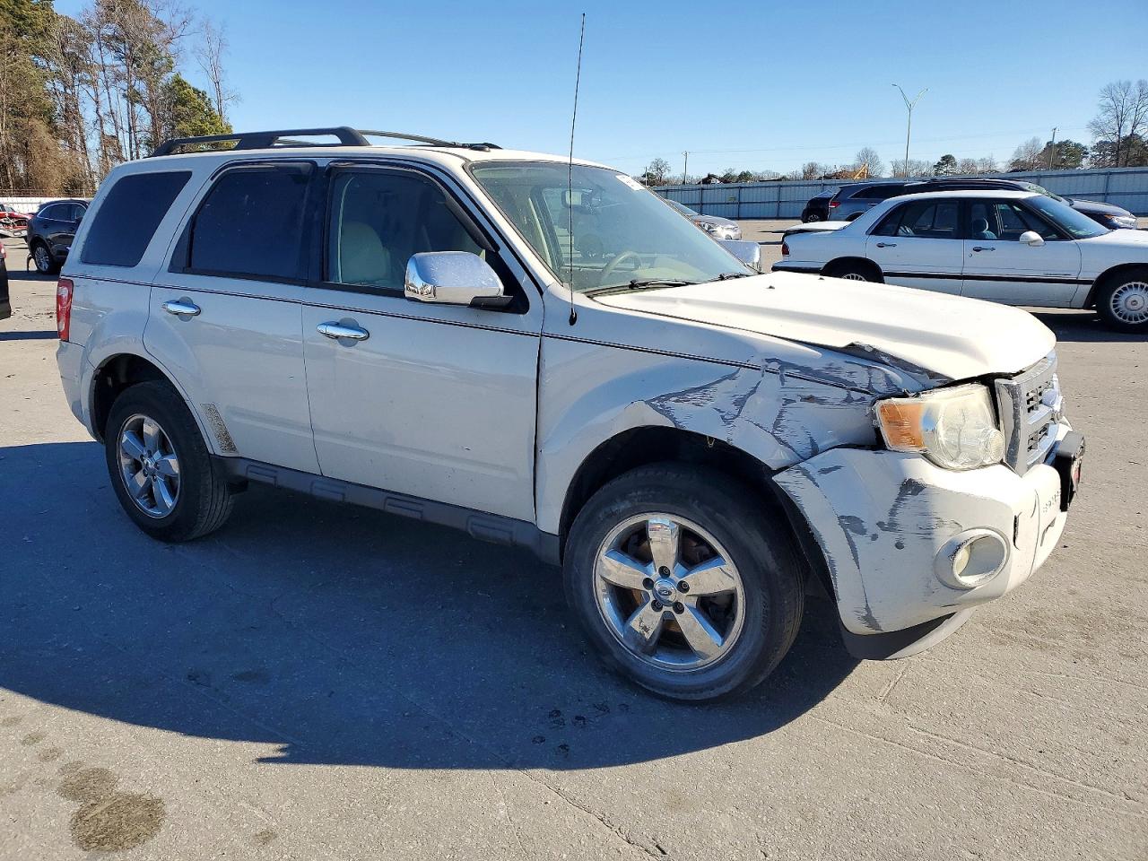 2012 FORD ESCAPE XLT photo 4