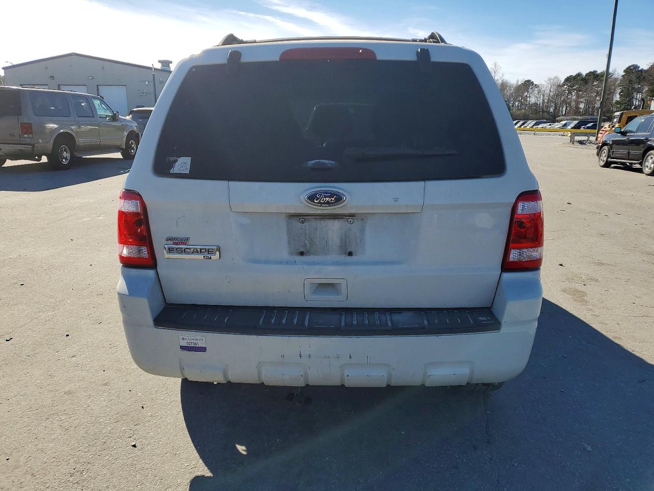 2012 FORD ESCAPE XLT photo 6