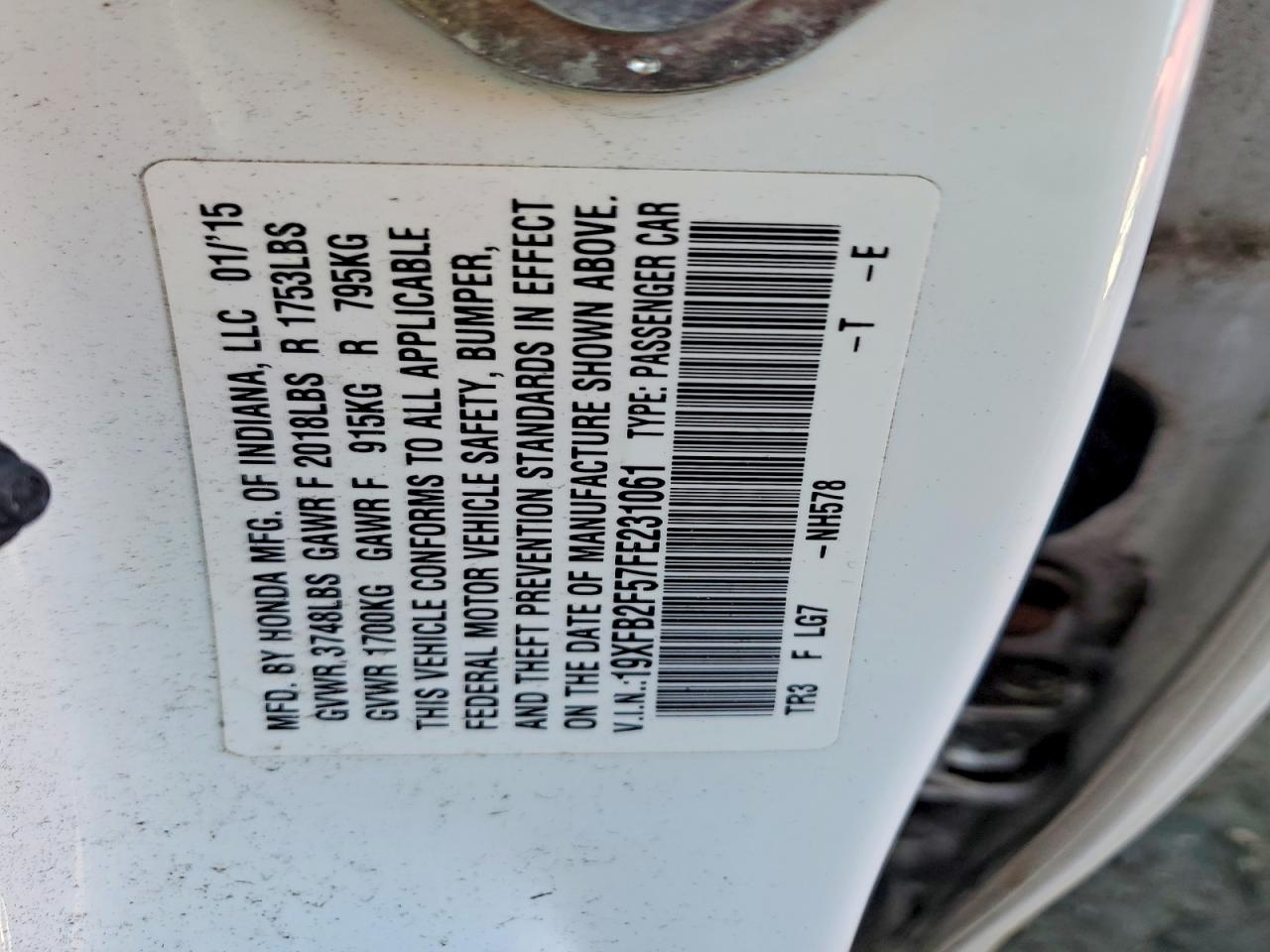2015 HONDA CIVIC LX photo 12