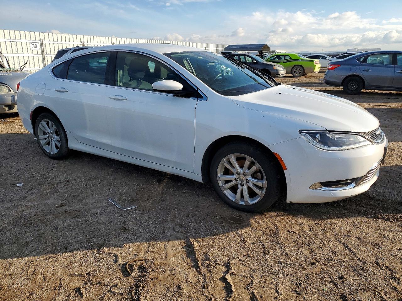 2015 CHRYSLER 200 LIMITED photo 4