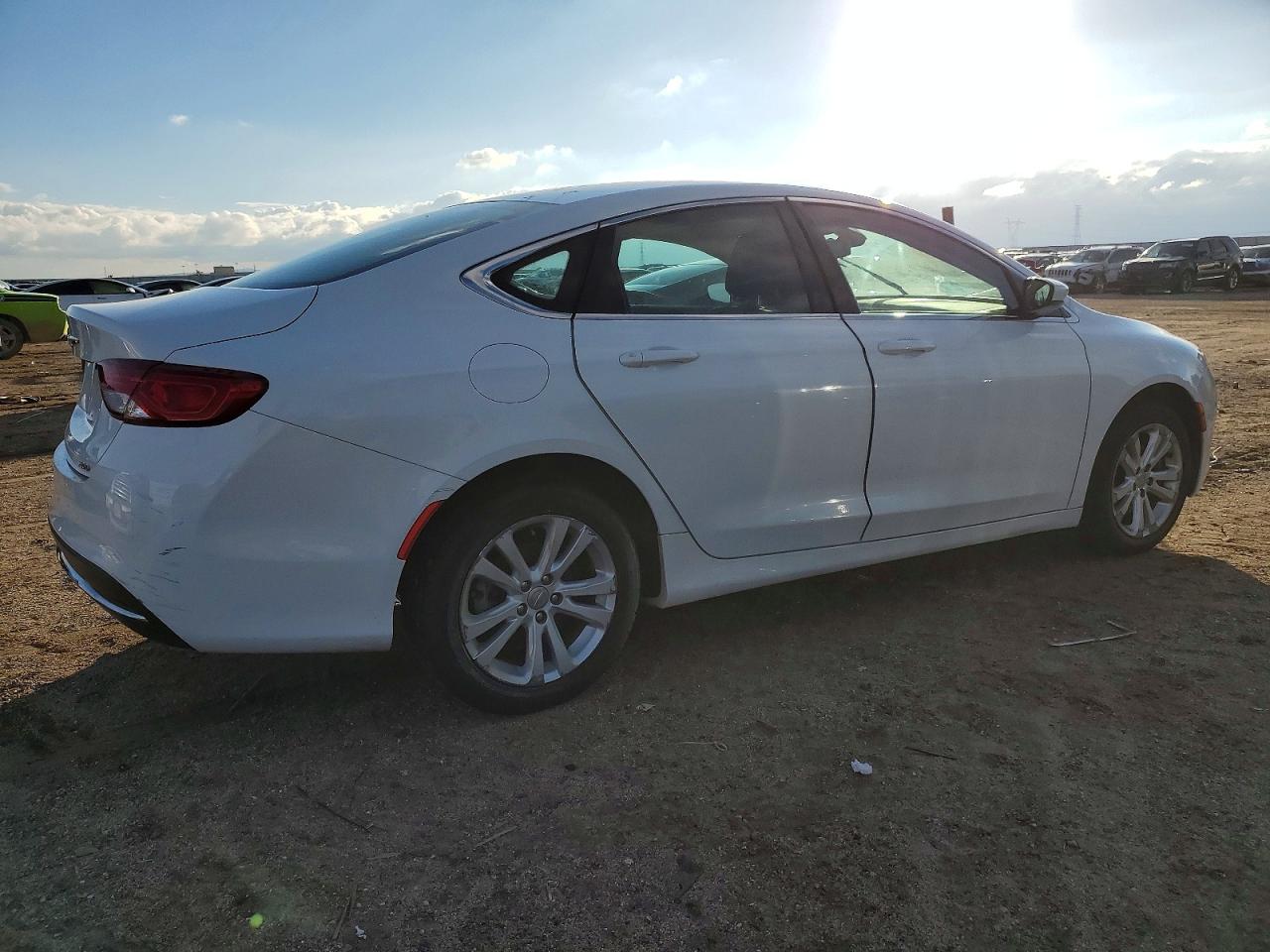 2015 CHRYSLER 200 LIMITED photo 3
