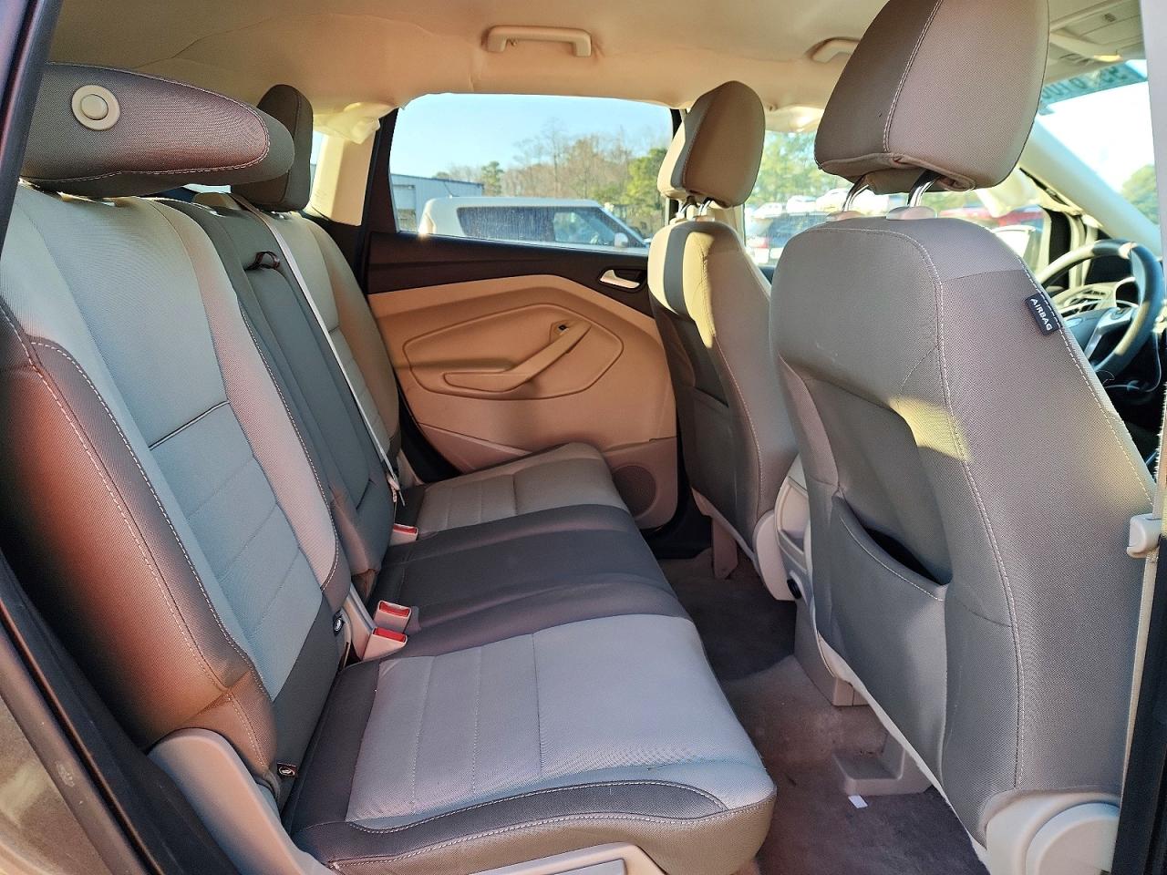 2015 FORD ESCAPE SE photo 10