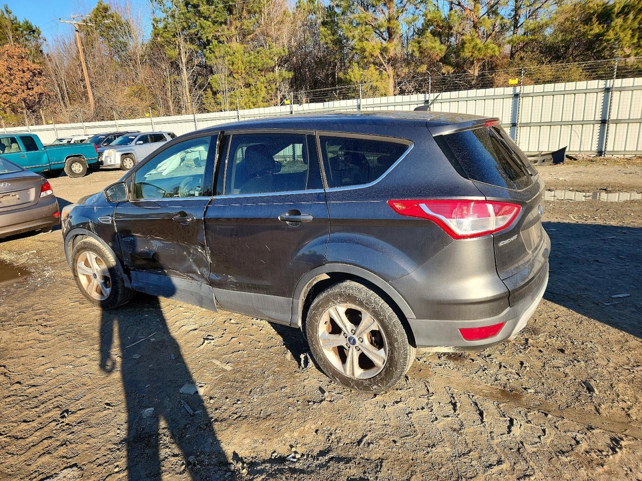 2015 FORD ESCAPE SE photo 2