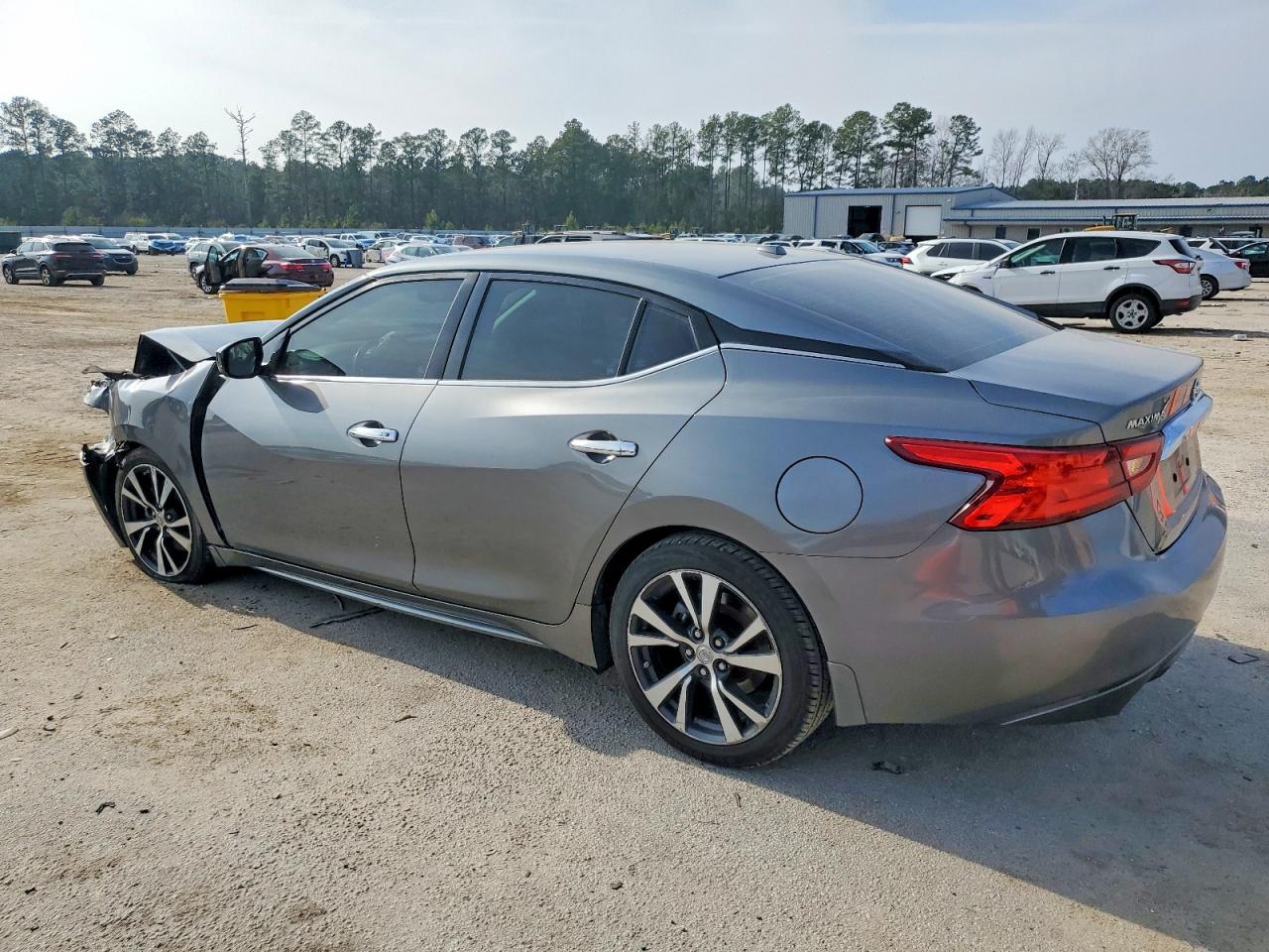 2017 NISSAN MAXIMA 3.5S photo 4