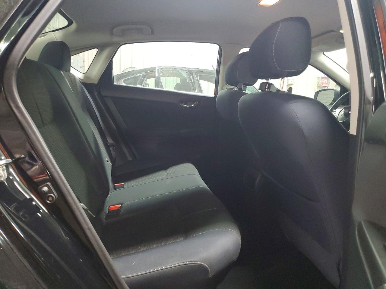 2018 NISSAN SENTRA S photo 10