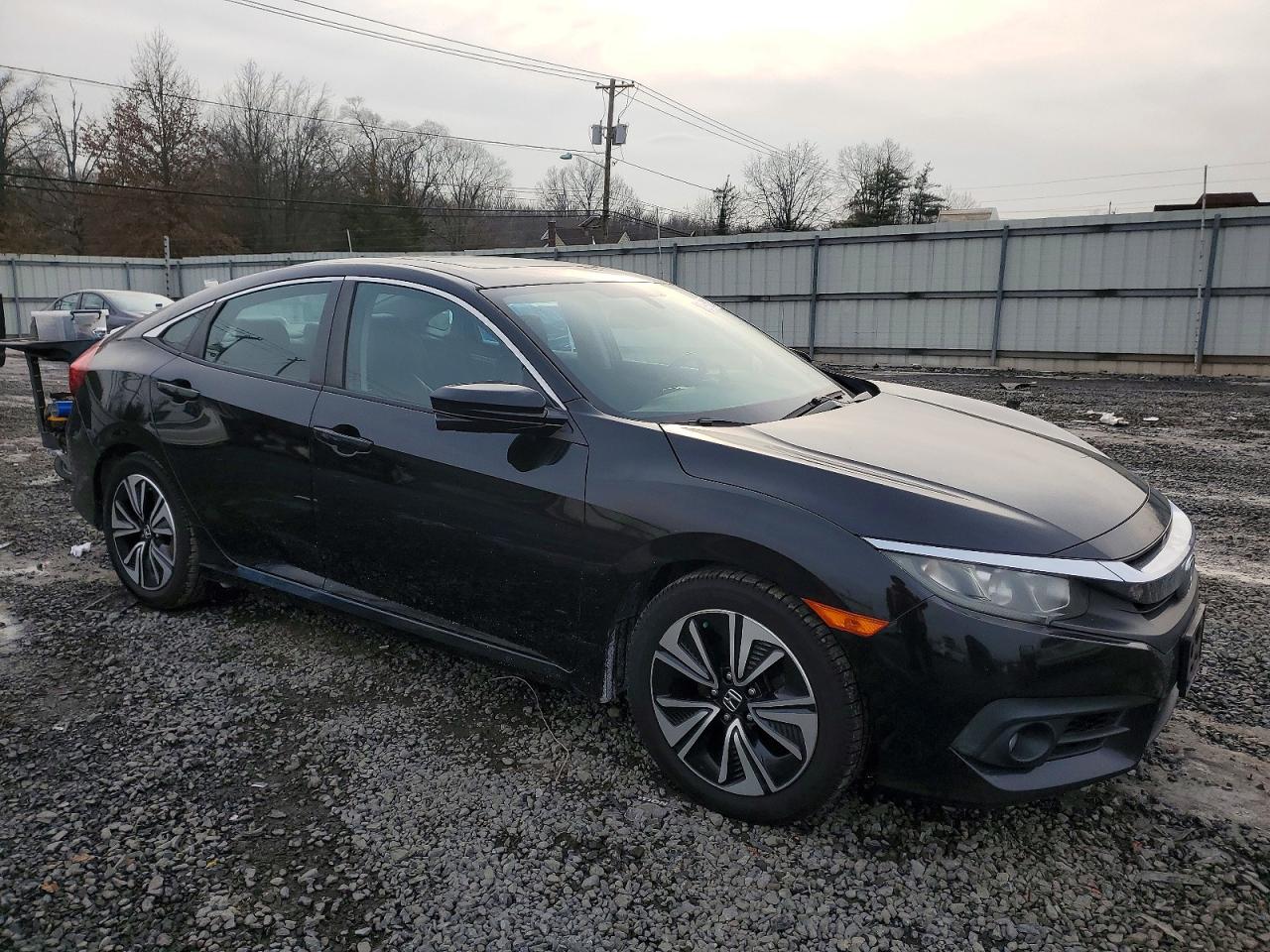 2016 HONDA CIVIC EXL photo 4